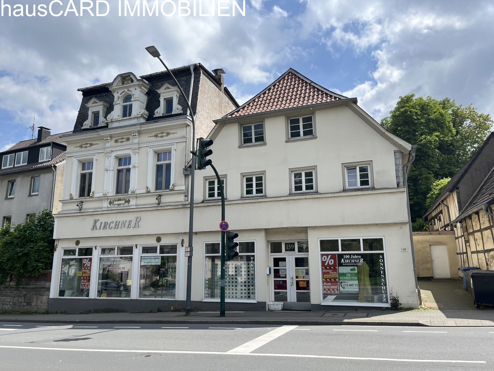 Essen: Ladenlokal -  mit attraktiver Raumaufteilung und großer Fensterfront 